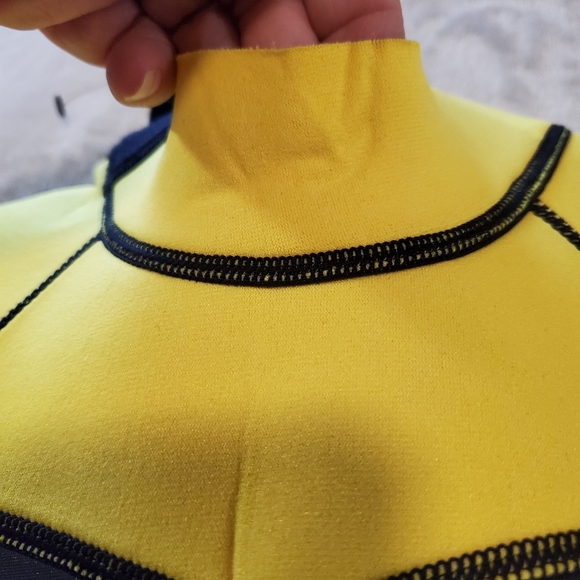 Sea Doo ladies Ultra Flex shorty wetsuit-size 7/8- like new - Picture 5 of 12